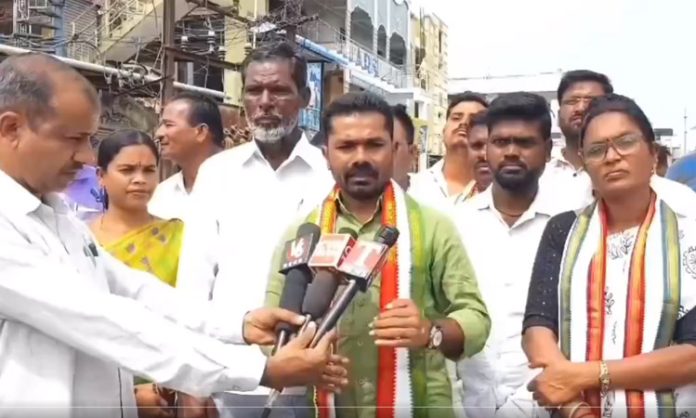 Congress MLA Vedma Bojju comments on Central minister