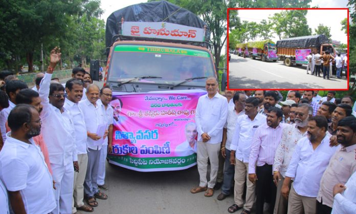 Siddipet people help to flood victims