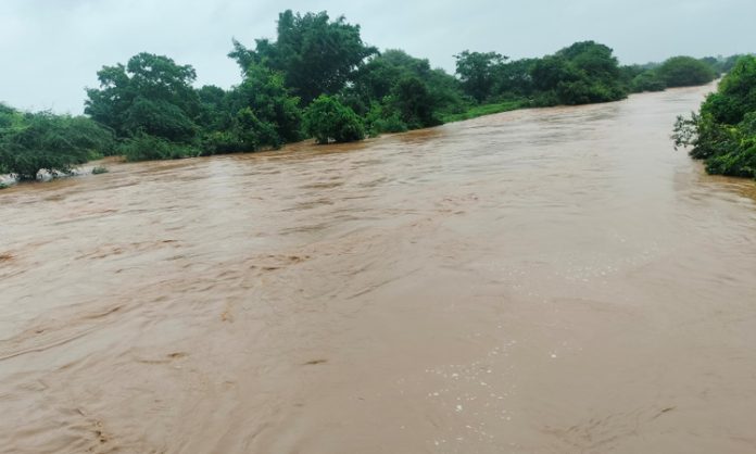 munneru river heavy flood