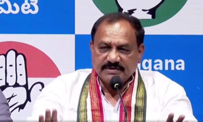 TPCC President Mahesh kumar goud comments on Group-1