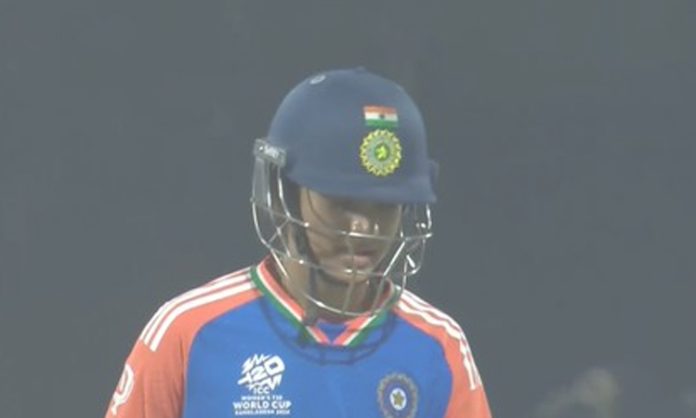 Team India loss third wicket in INDW vs AUSW