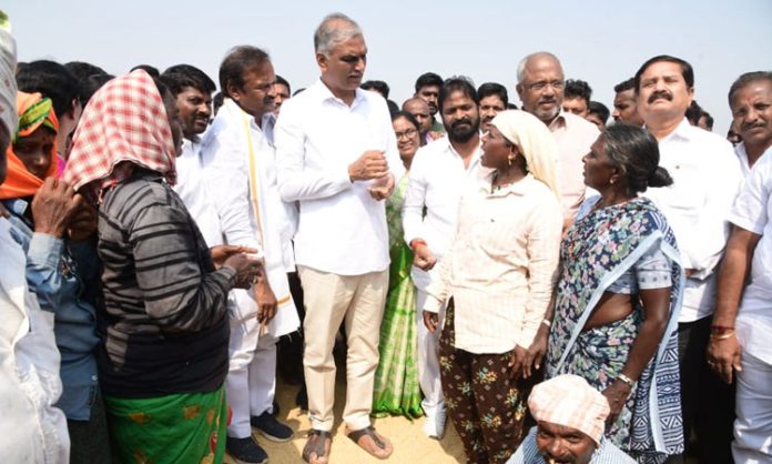 Farmers meets Harish rao