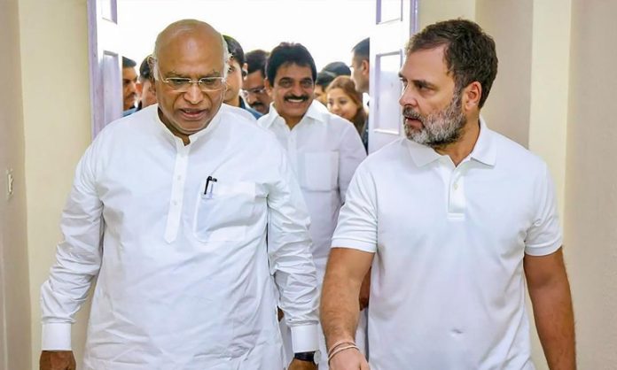 Defamation notices to Kharge and Rahul