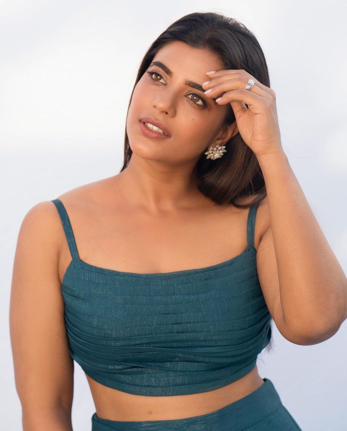 Aishwarya rajesh photos