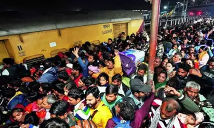 stampede at New Delhi railway station