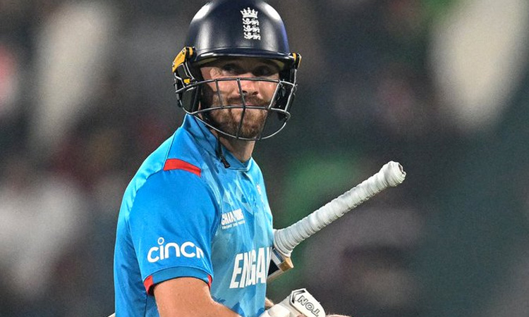 England Loses two wickets in early overs