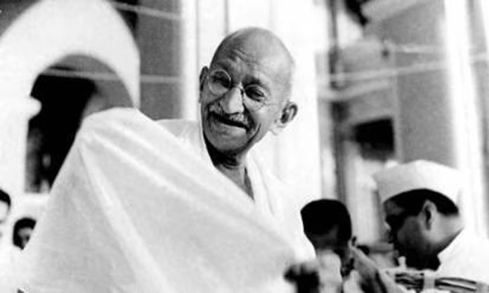 Government Trying To Remove Gandhi Death Lesson