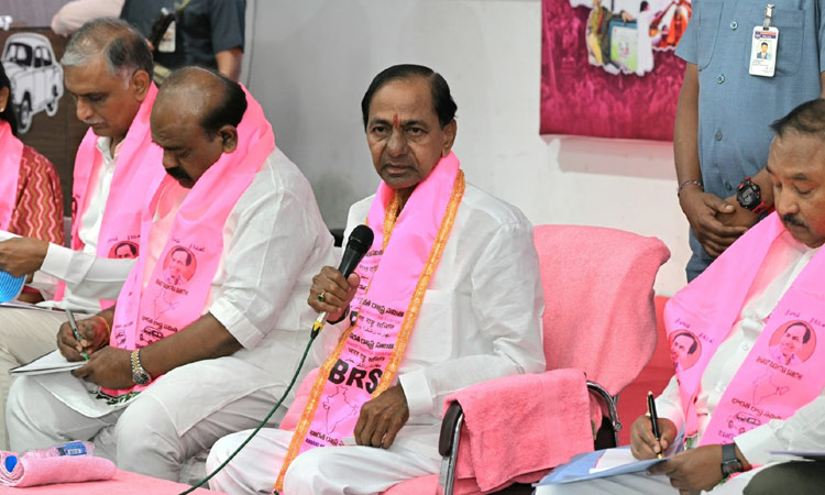 KCR comments on Congress